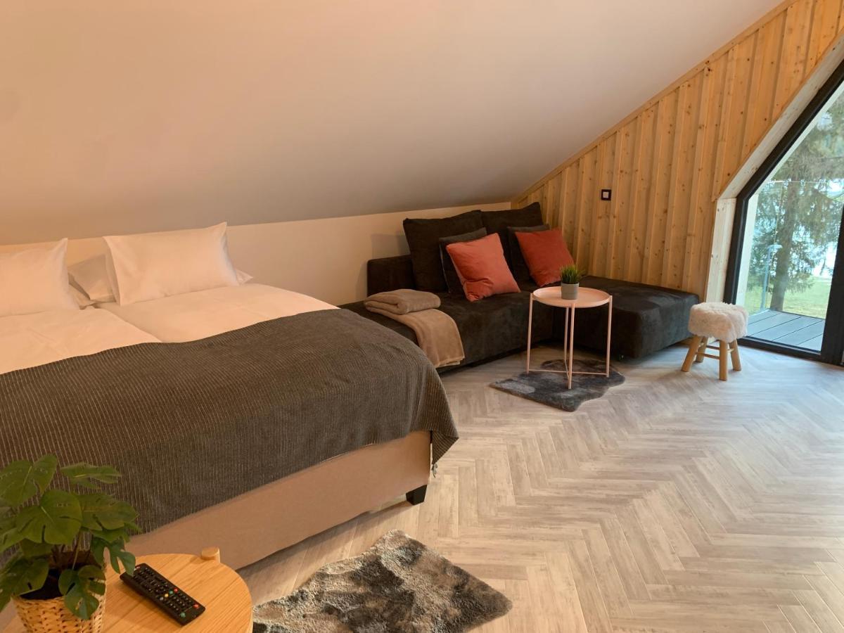 גוזד מרטולז'ק Pine Tree Holiday House מראה חיצוני תמונה